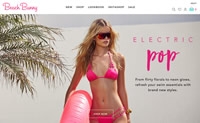 Beach Bunny Swimwear官网：设计师泳装和性感比基尼
