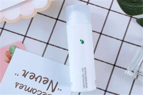 敏感肌肤护肤品排行榜 舒缓敏感，修复肌肤屏障必选