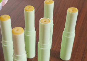 唇膏可以吃吗 唇膏安全吗
